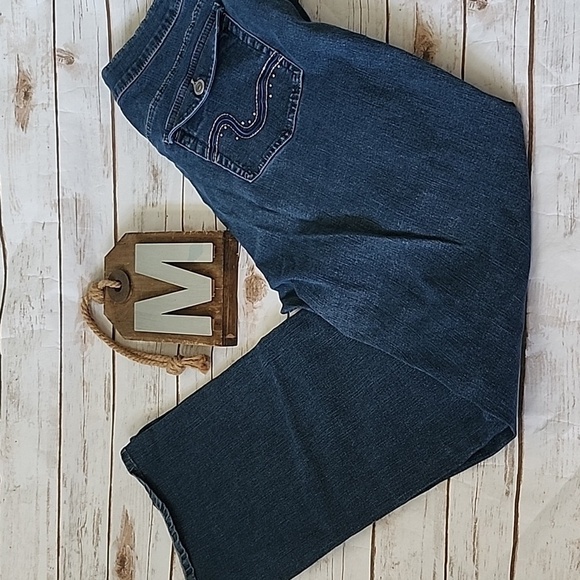 Riders by Lee Medium Wash Flare Jeans with Back Flap Pockets Size 16L - Picture 2 of 11